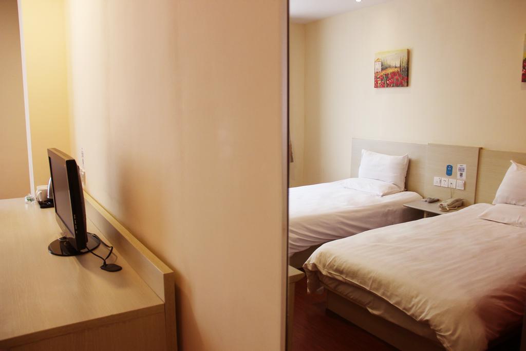 Hanting Hotel Shenyang Zhongshan Square Екстериор снимка